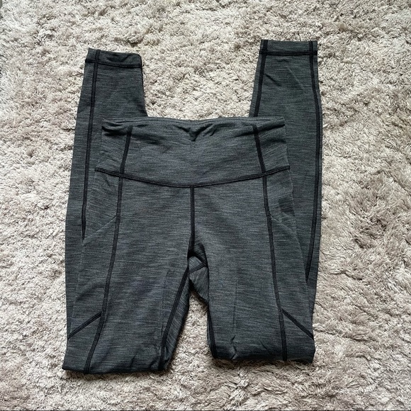 Lululemon Speed Up Leggings 28” - Picture 2 of 5